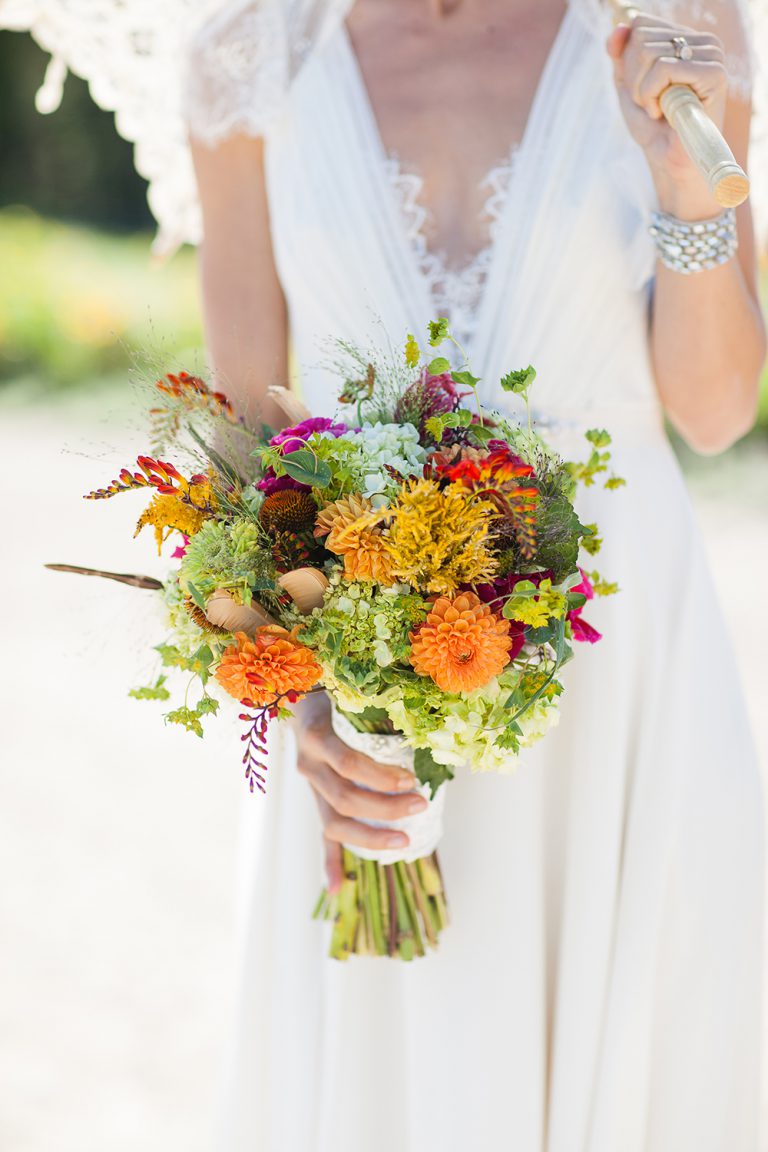 artinbloomfloral-squaw-valley-colorful-mountain-wedding-12